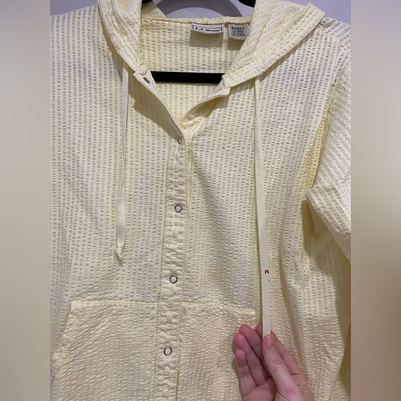 •2/$30• Vintage L.L. Bean Soft Butter Yellow Lightweight Button-Up Hoodie Jacket - Picture 4 of 7